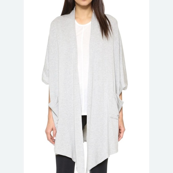 Beyond Yoga Sweaters - Beyond Yoga Origami Cardigan Cozy Fleece Wrap Grey XS/Small